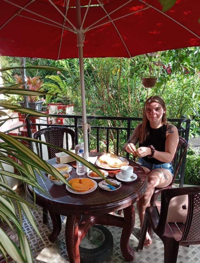 Tissa Rainbow Guest & Yala Hotel Tissamaharama Buitenkant foto