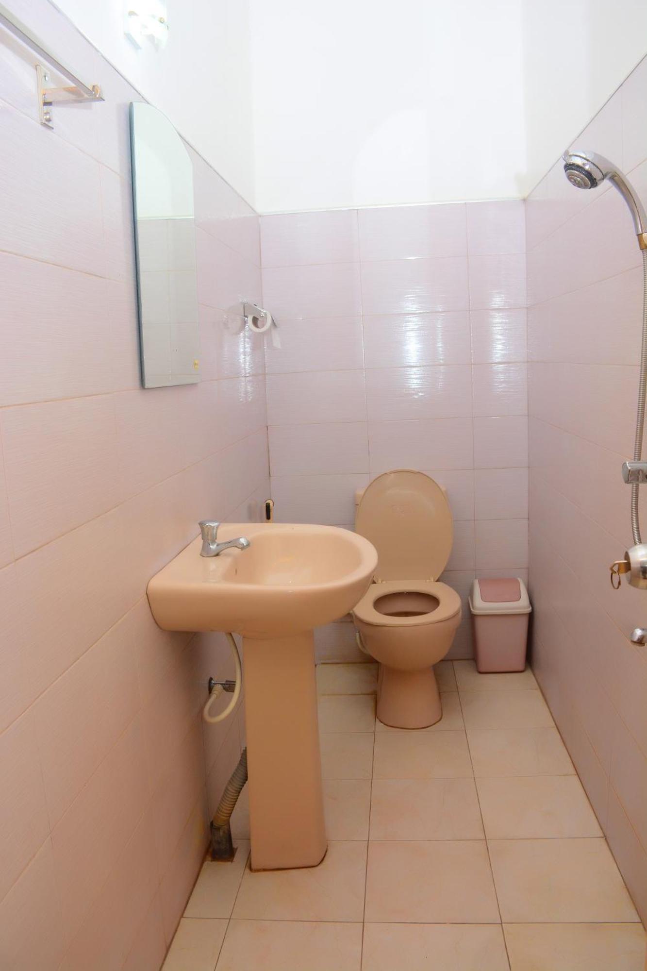Tissa Rainbow Guest & Yala Hotel Tissamaharama Buitenkant foto